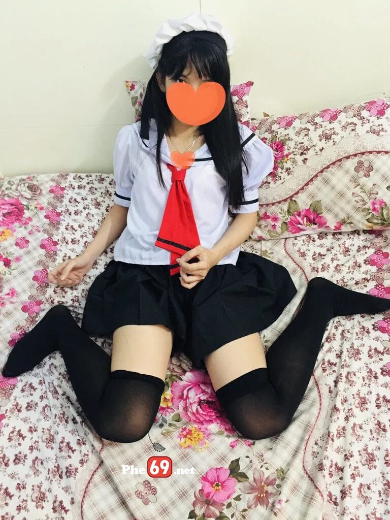 Series gấu sinh viên năm nhất - Em cosplay nữ sinh chiều người yêu 19 series gau sinh vien nam nhat em cosplay nu sinh chieu nguoi yeu hinh 01