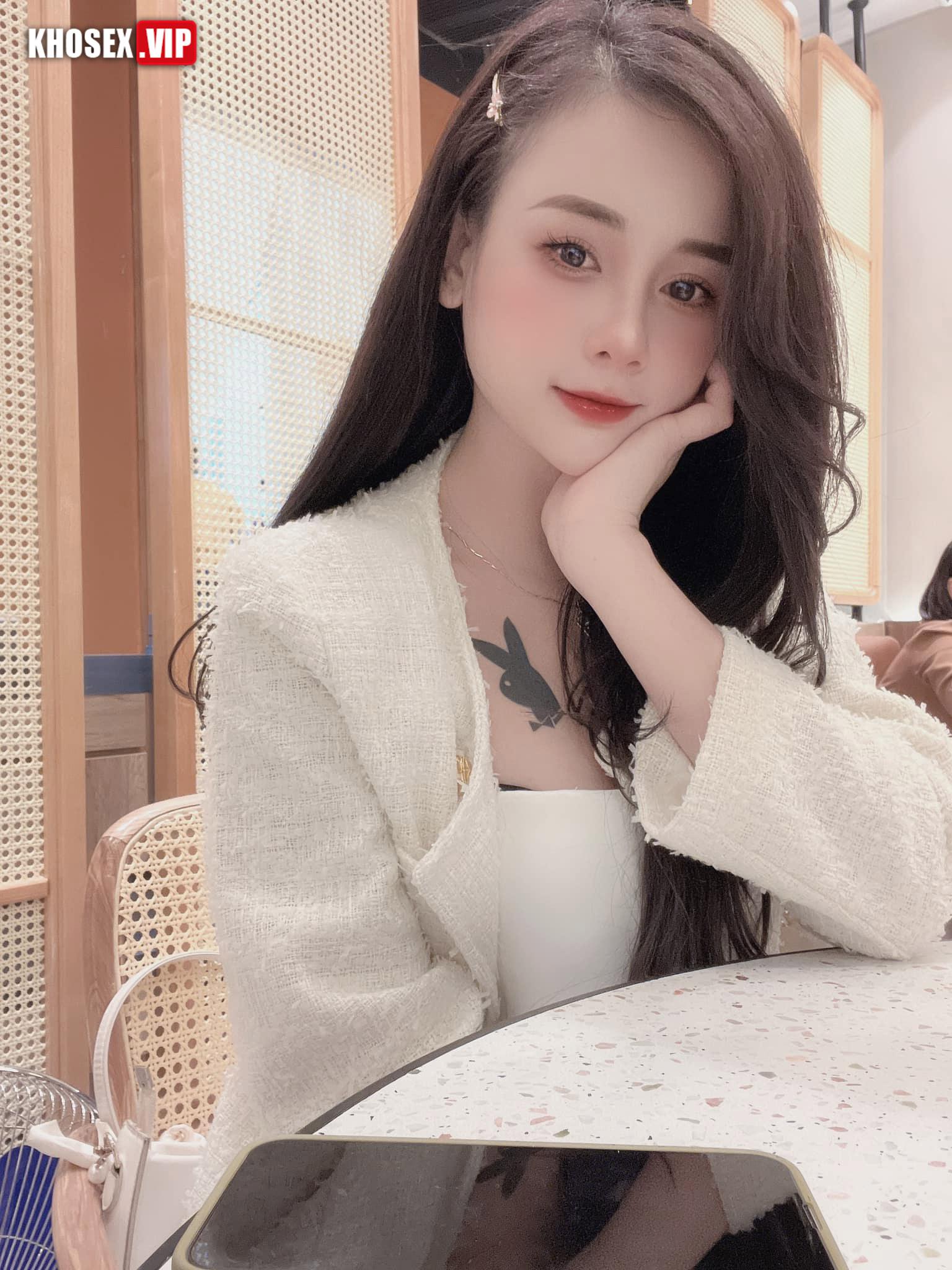 Clip sex check hàng em Tiểu Long Nữ ngây thơ dễ thương 11 Clip sex check hàng em Tiểu Long Nữ ngây thơ dễ thương - Hình 01