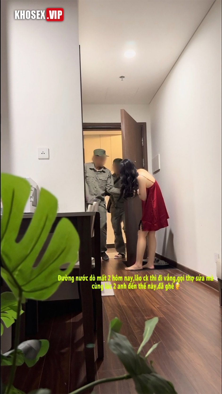 Clip sex vkcklananh9496 hai anh thợ sửa ống nước may mắn 10 Clip sex vkcklananh9496 hai anh thợ sửa ống nước may mắn - Hình 01